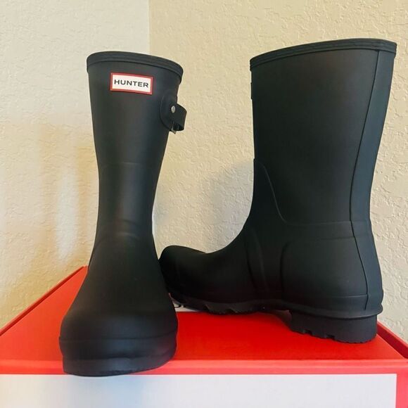 HUNTER‎ Original Short Waterproof Rain Boot, Rubber Black, Size 10, NWT - Picture 11 of 17